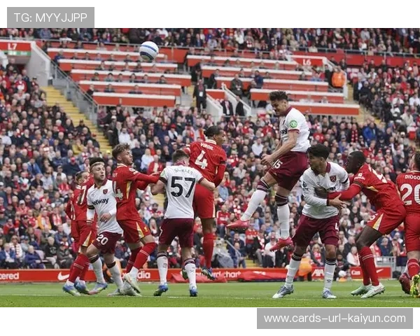 利物浦整体推进更连贯,范戴克出球保持冷静