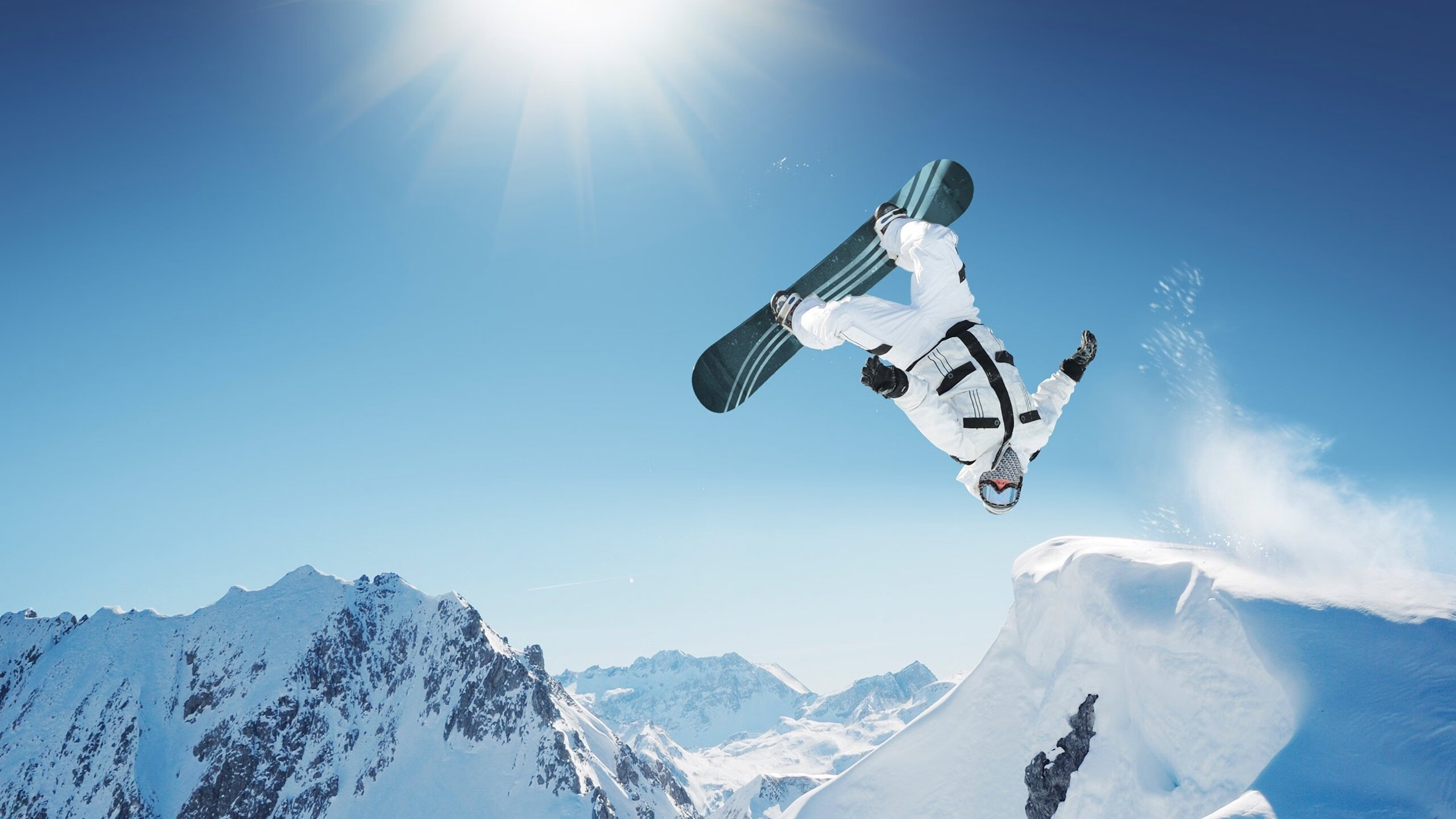 “高校操场一公里配速精准赛” 锻炼心中节拍器